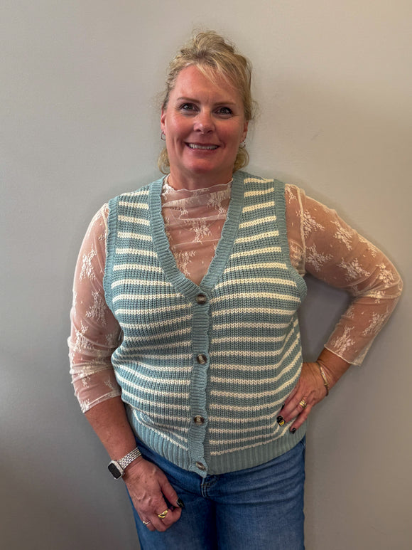Scallop Stripe Sweater Vest