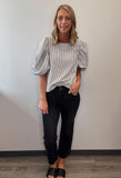 Mid Rise Crop Straight Black denim