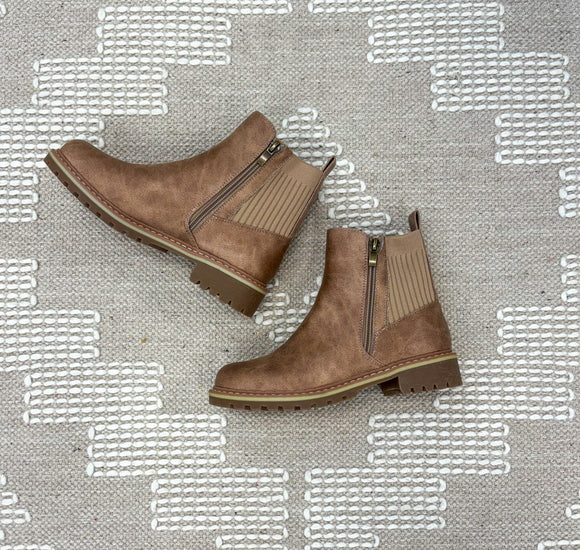Corky's Don't Be Difficult Boot