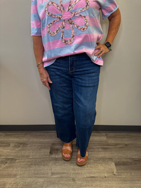 Mid Rise Wide Leg Jean