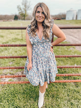 Load image into Gallery viewer, Country Floral Dress