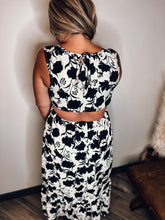 Load image into Gallery viewer, Wildest Dreams Floral Maxi Dress